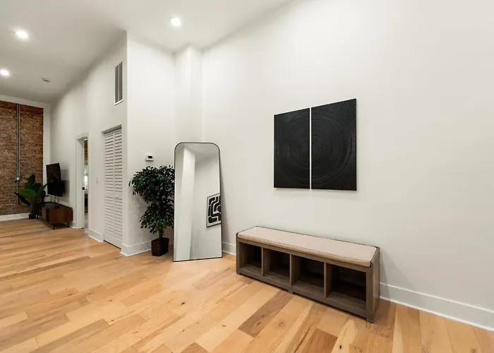 Spacious 3bd West Town Next To Kasama *